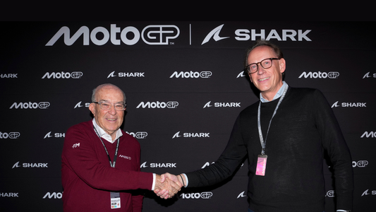 SHARK x MotoGP™