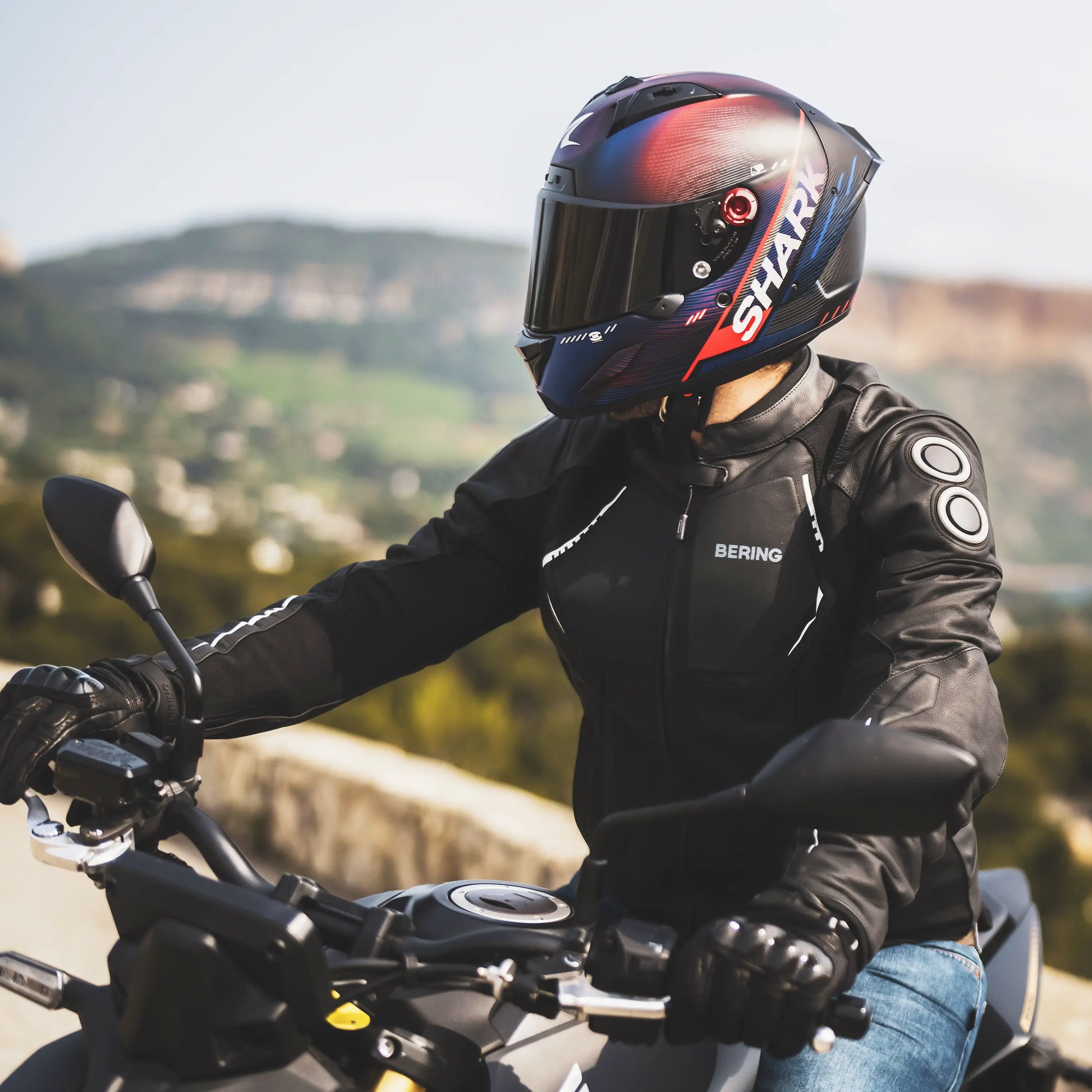 full metal jacket motorcycle helmet AERON Full Carbon Carbon Anthracite Carbon – Shark Helmets