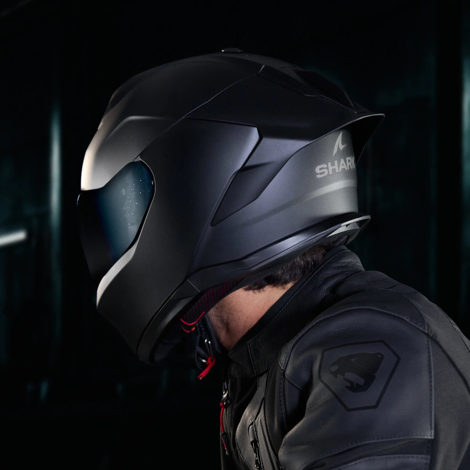 SKWAL CUP DARK SHADOW DUAL Black – Shark Helmets